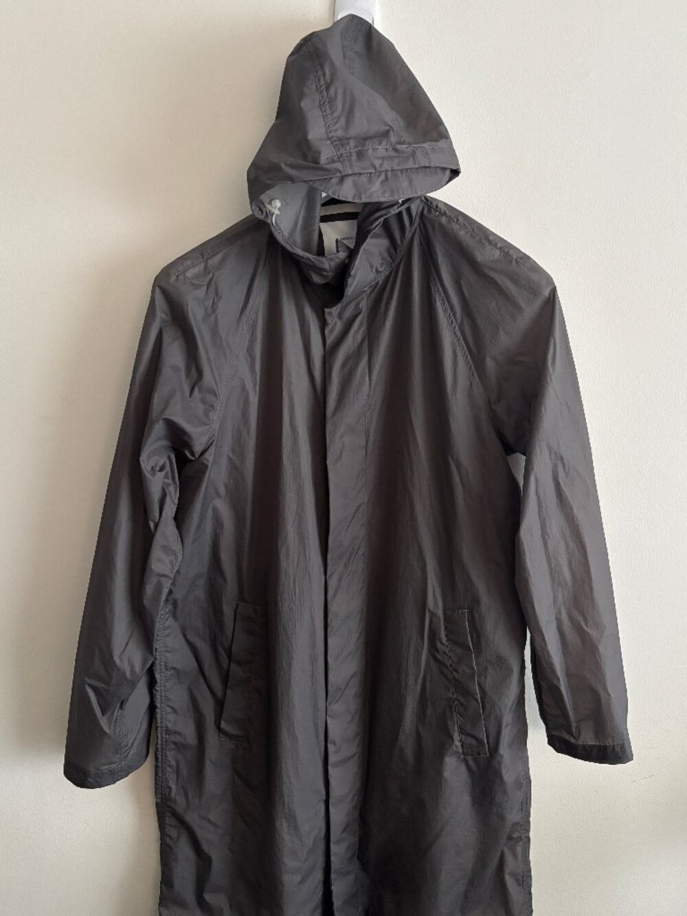 $255 Norse Projects Elias Grey Light Nylon Rain Jacket- Small